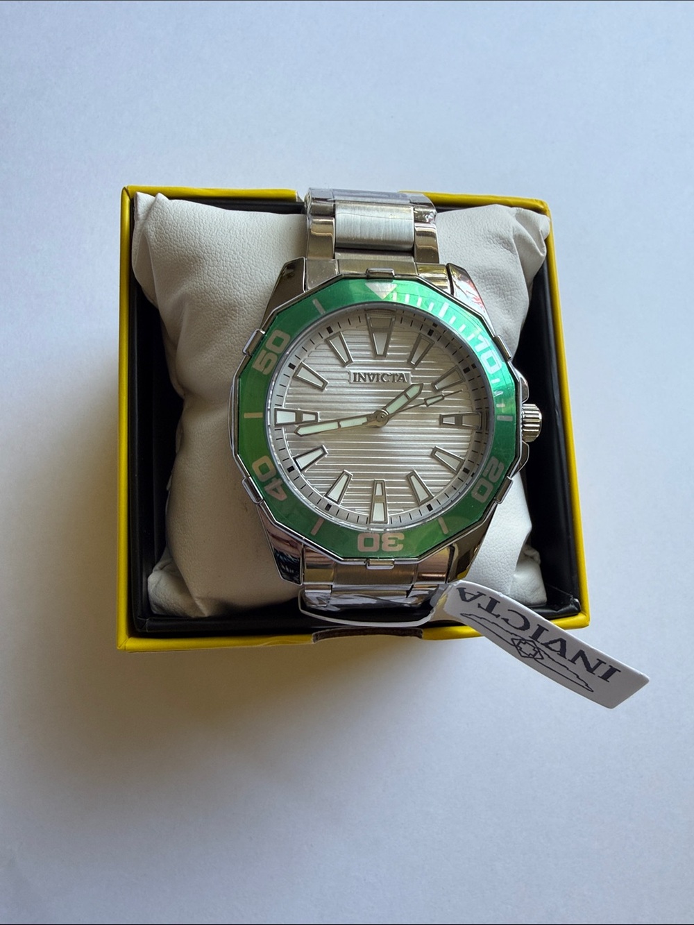 NEW Invicta Diver Meridian 79015 Men’s 46mm Silver Green Bezel Quartz Watch